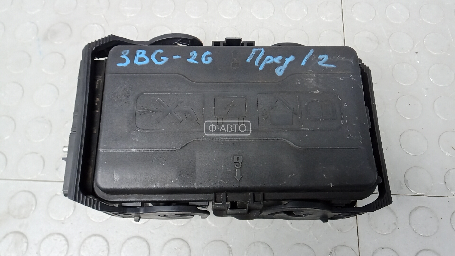 Блок предохранителей