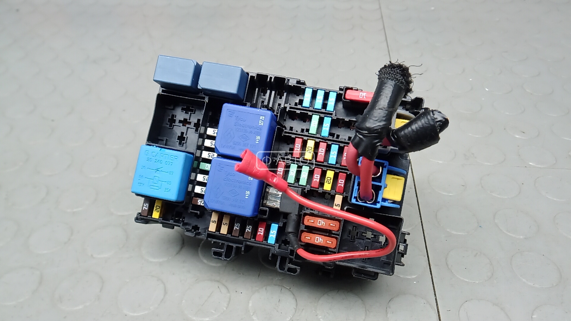 Блок предохранителей