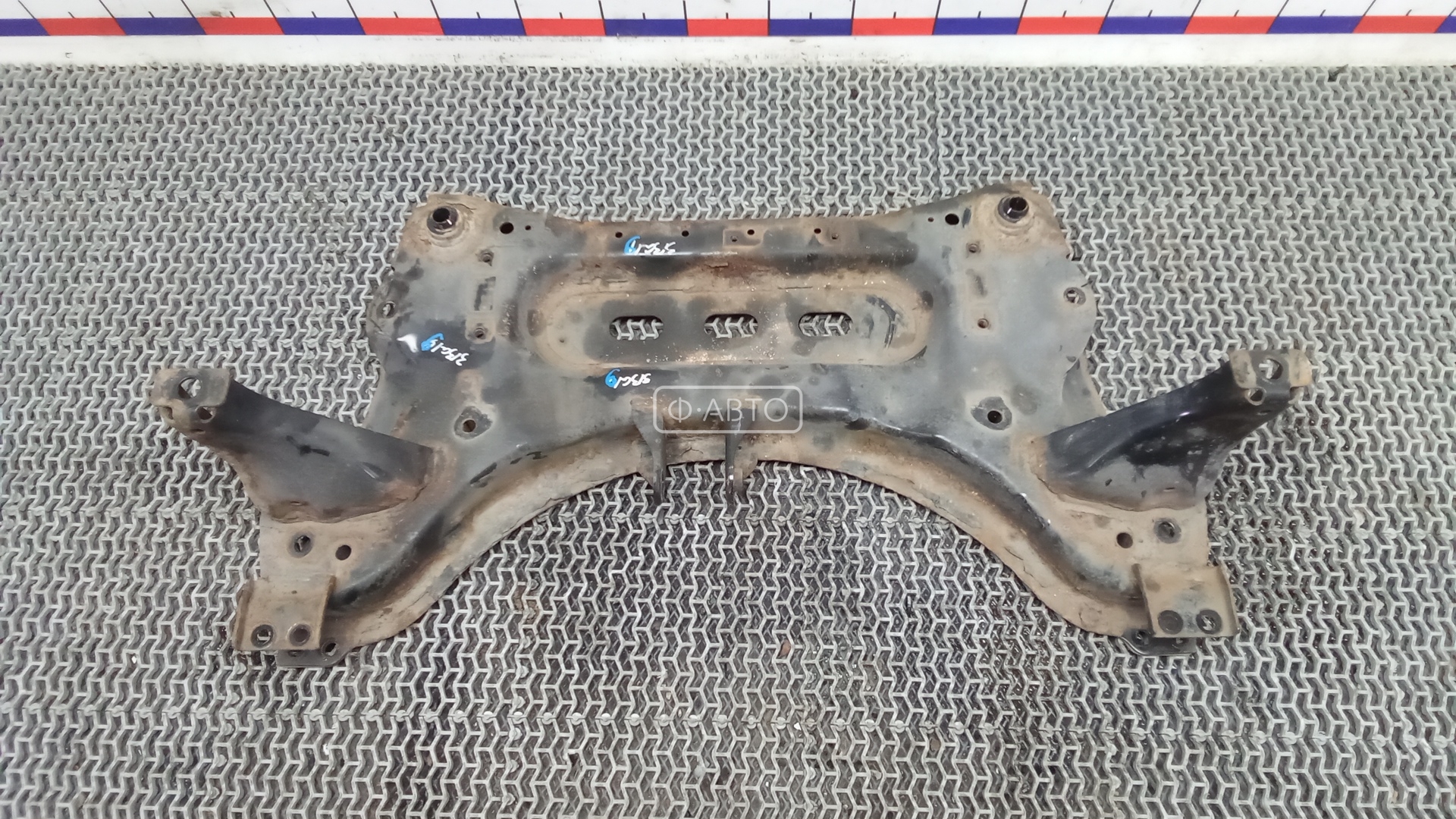 Балка подвески передняя