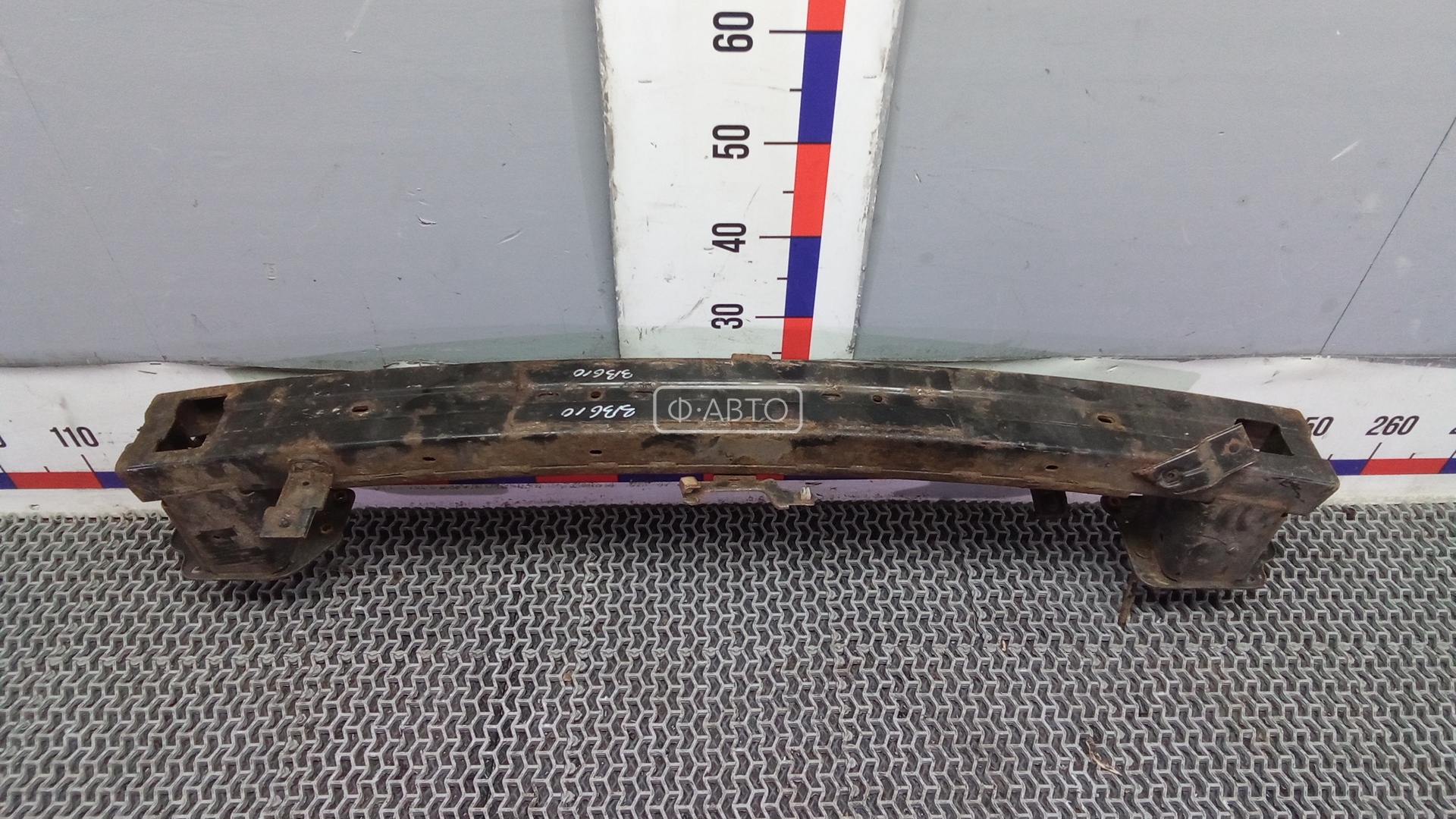 Усилитель бампера задний