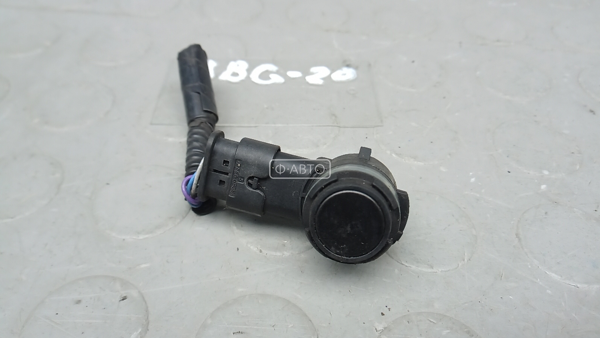 Парктроник передний