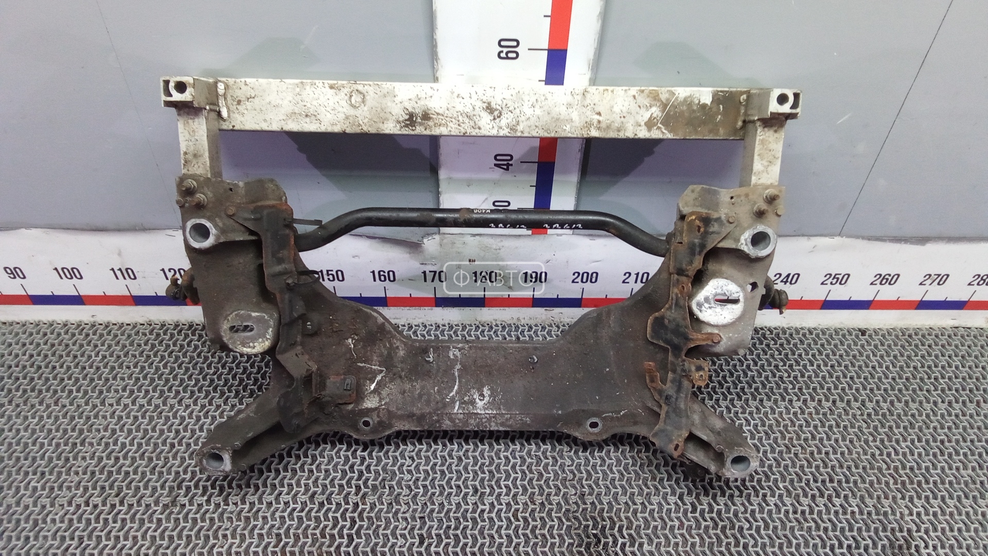 Балка подвески передняя