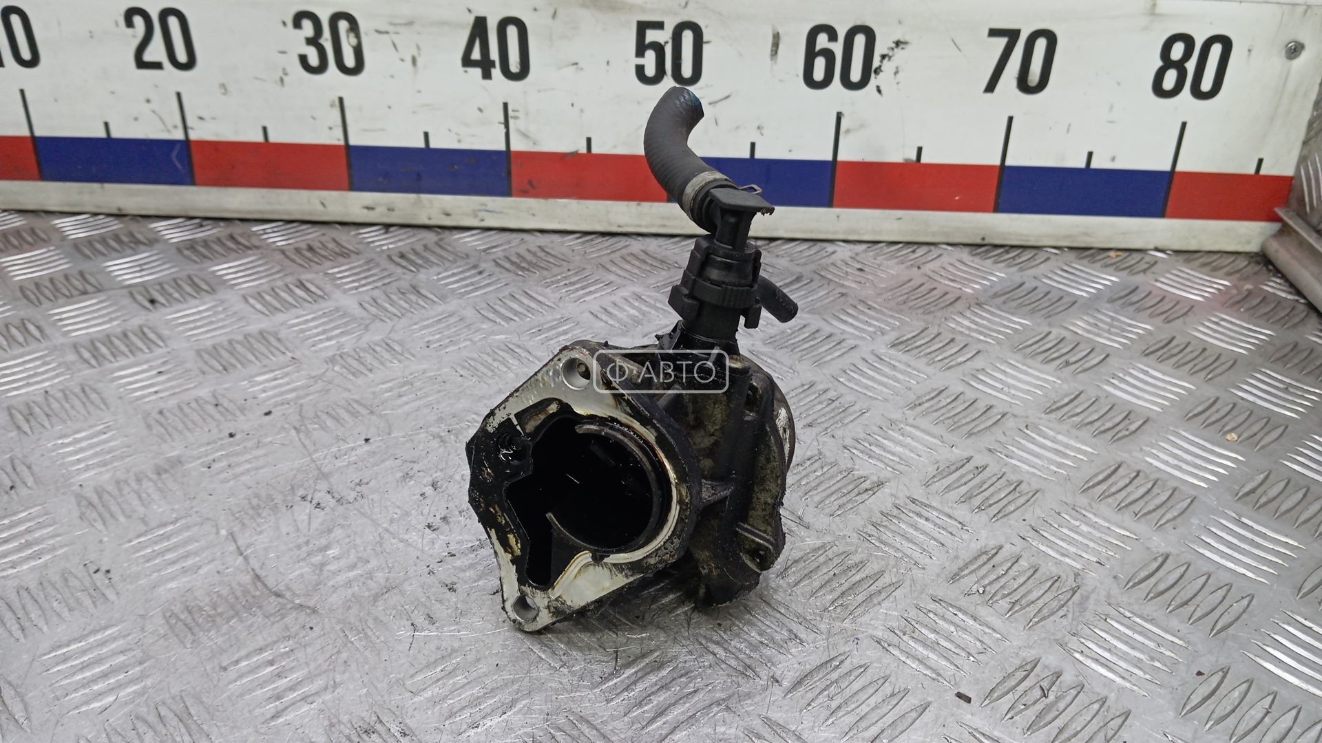 Насос вакуумный