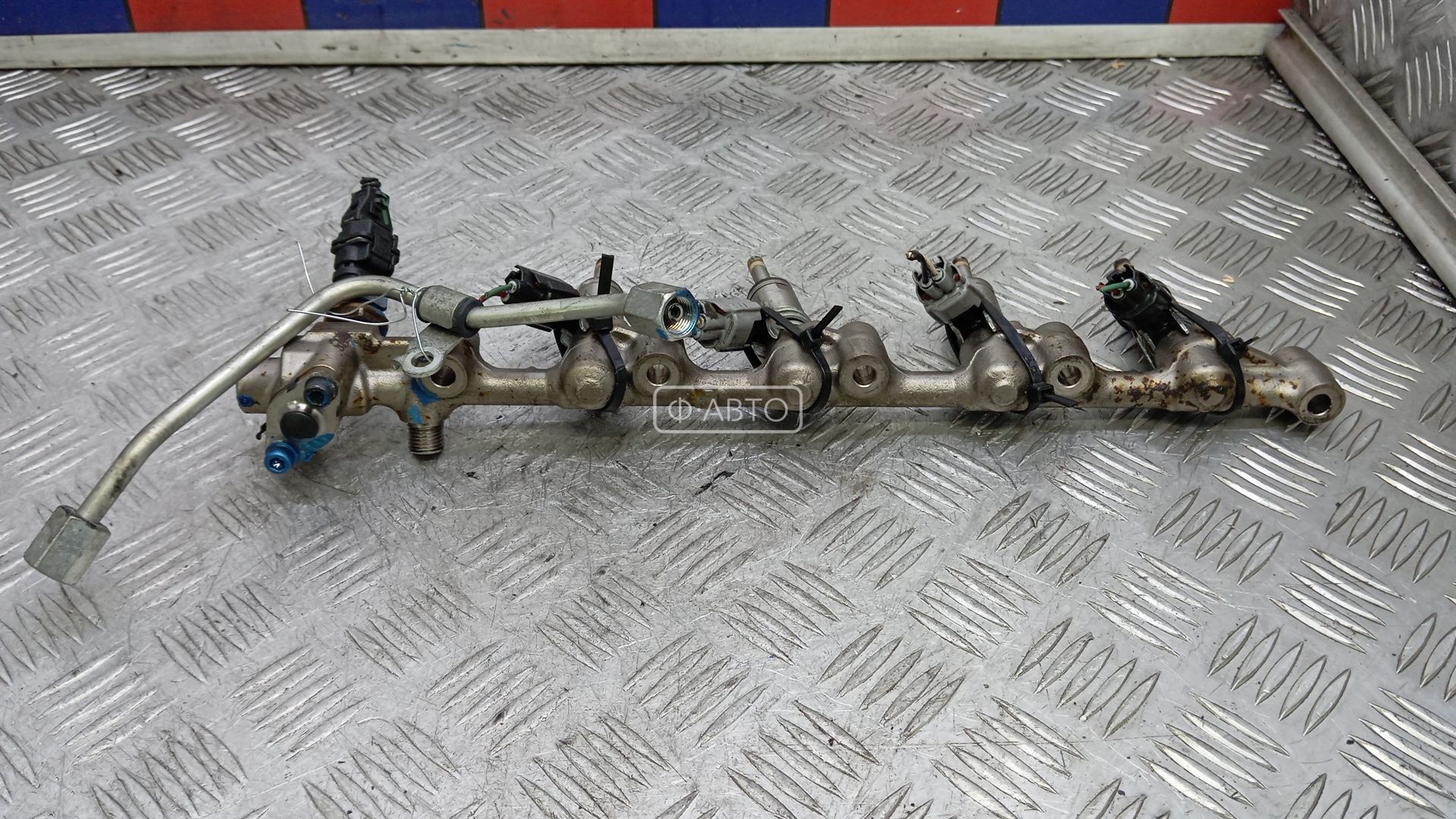 Топливная рампа бензиновая