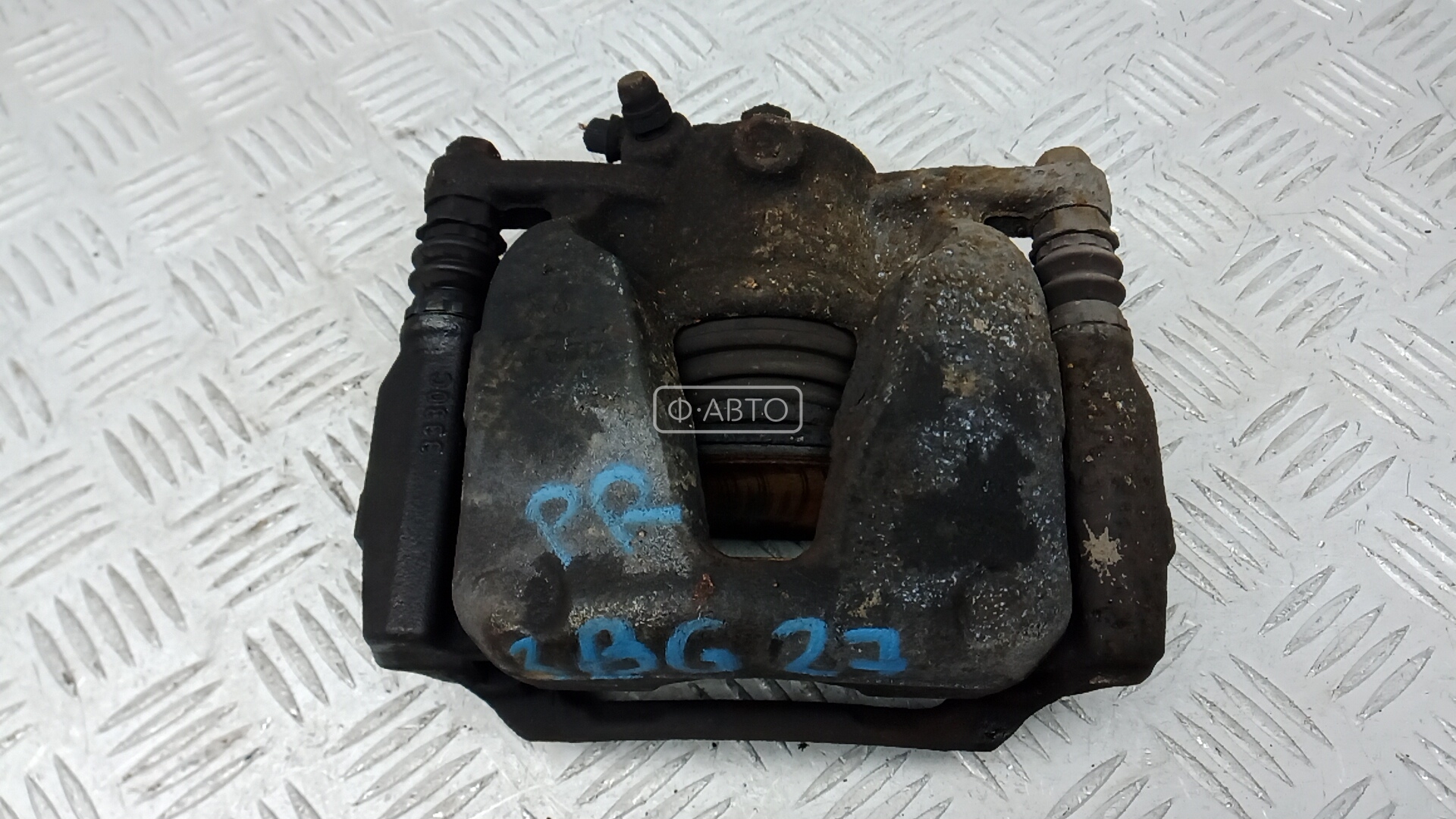 Суппорт тормозной передний правый