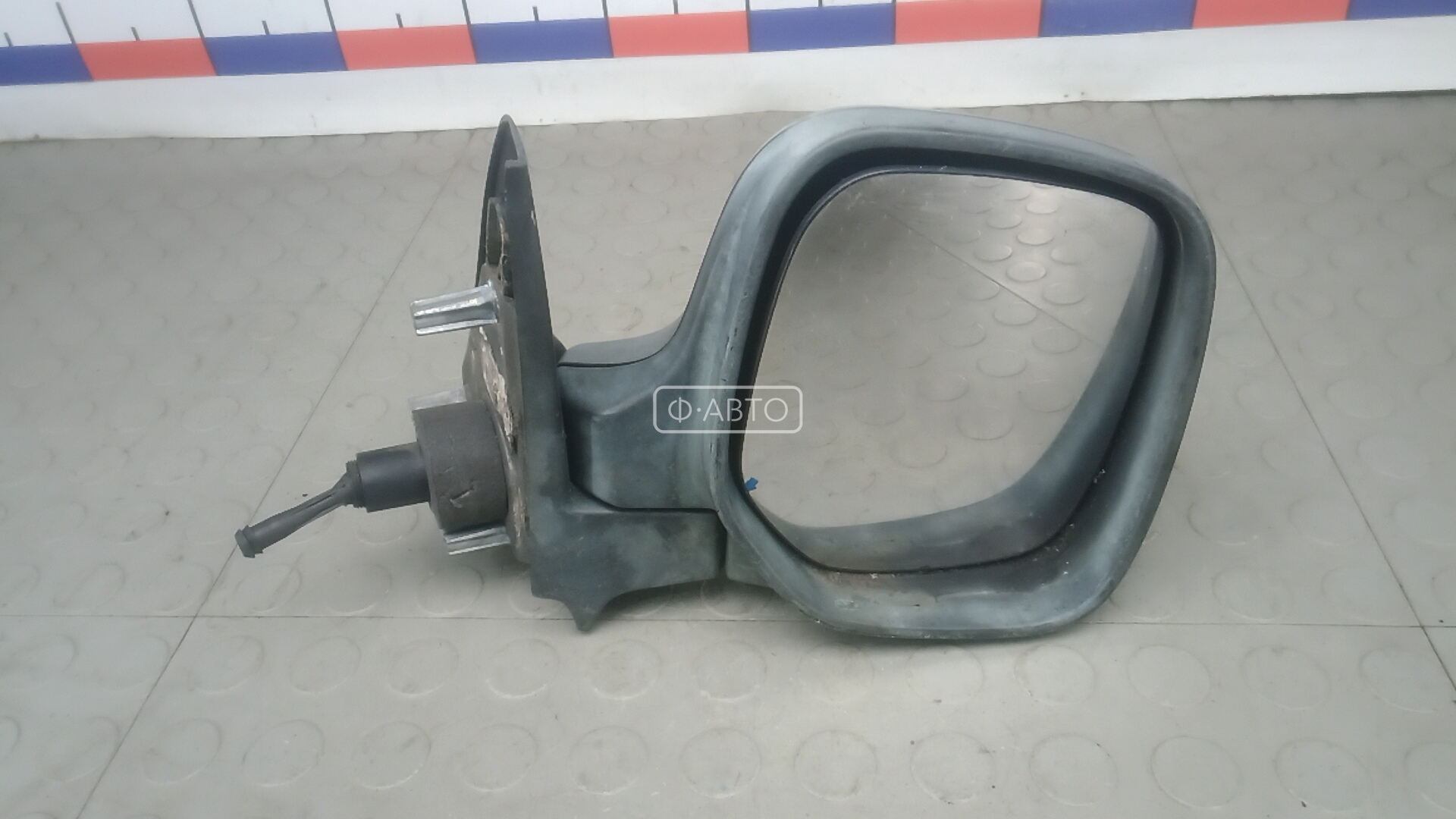 Зеркало наружное правое