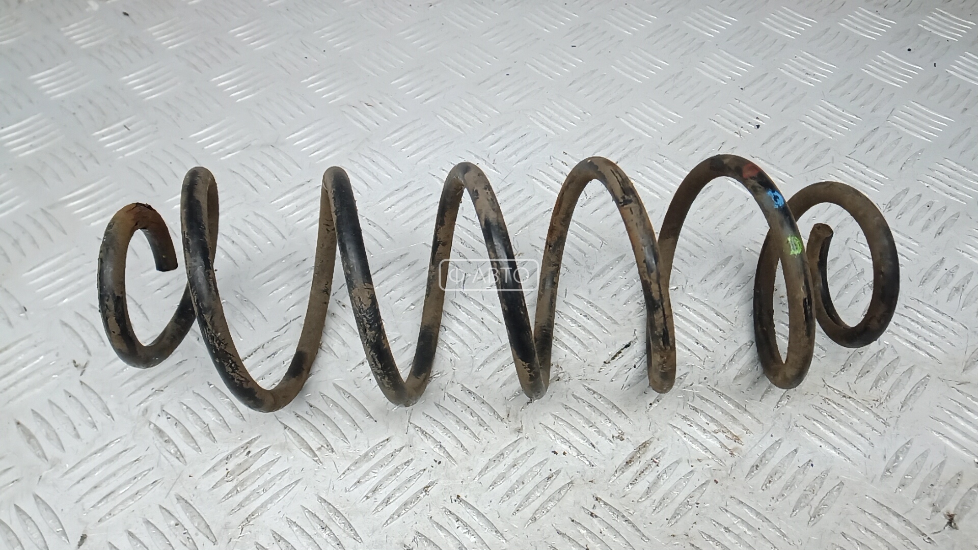 Пружина задняя