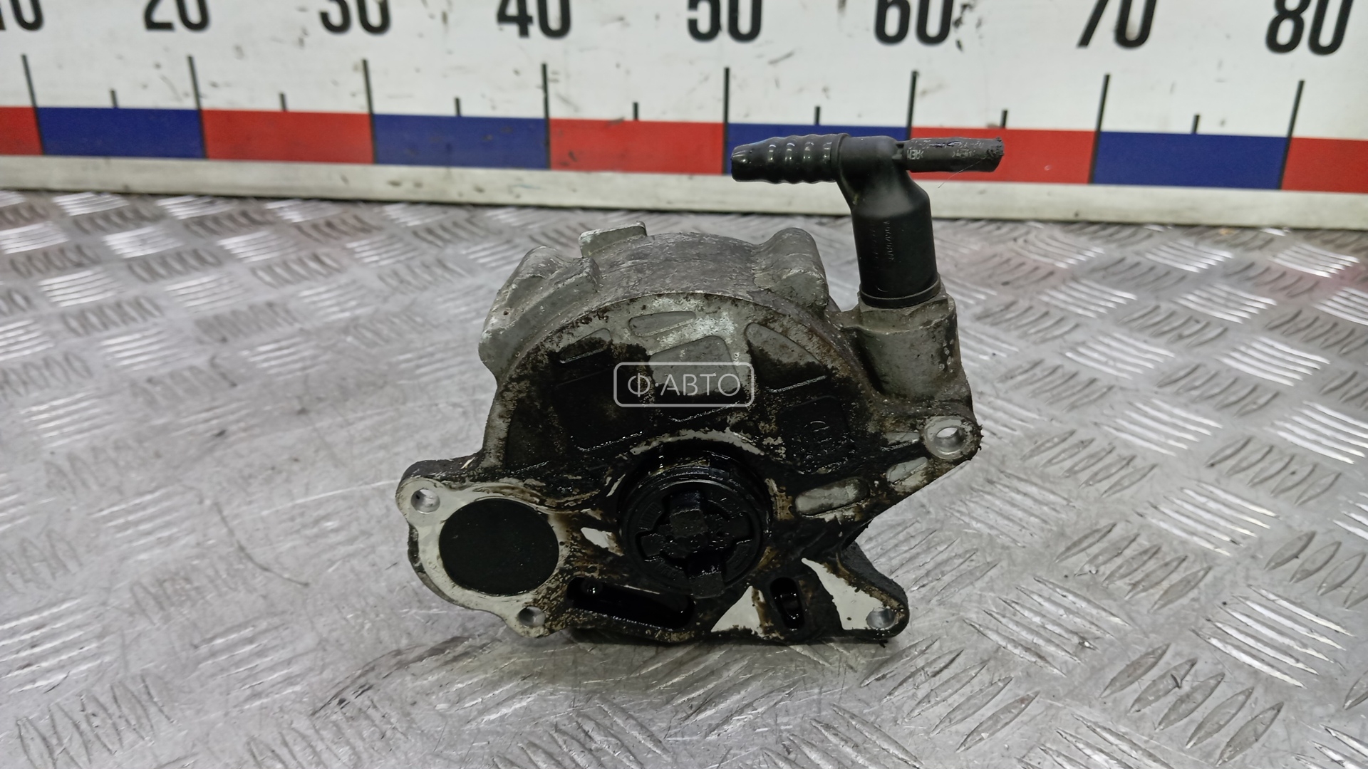 Насос вакуумный