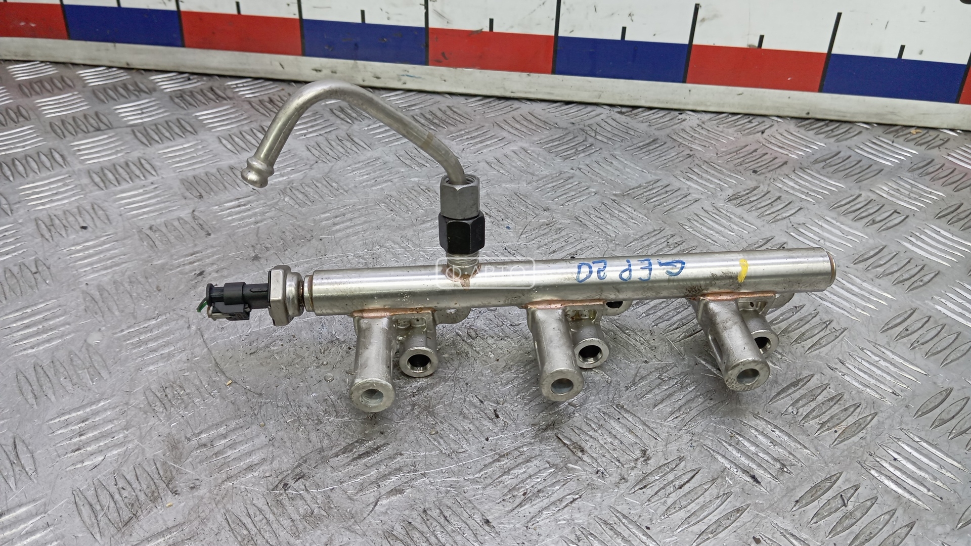 Топливная рампа бензиновая