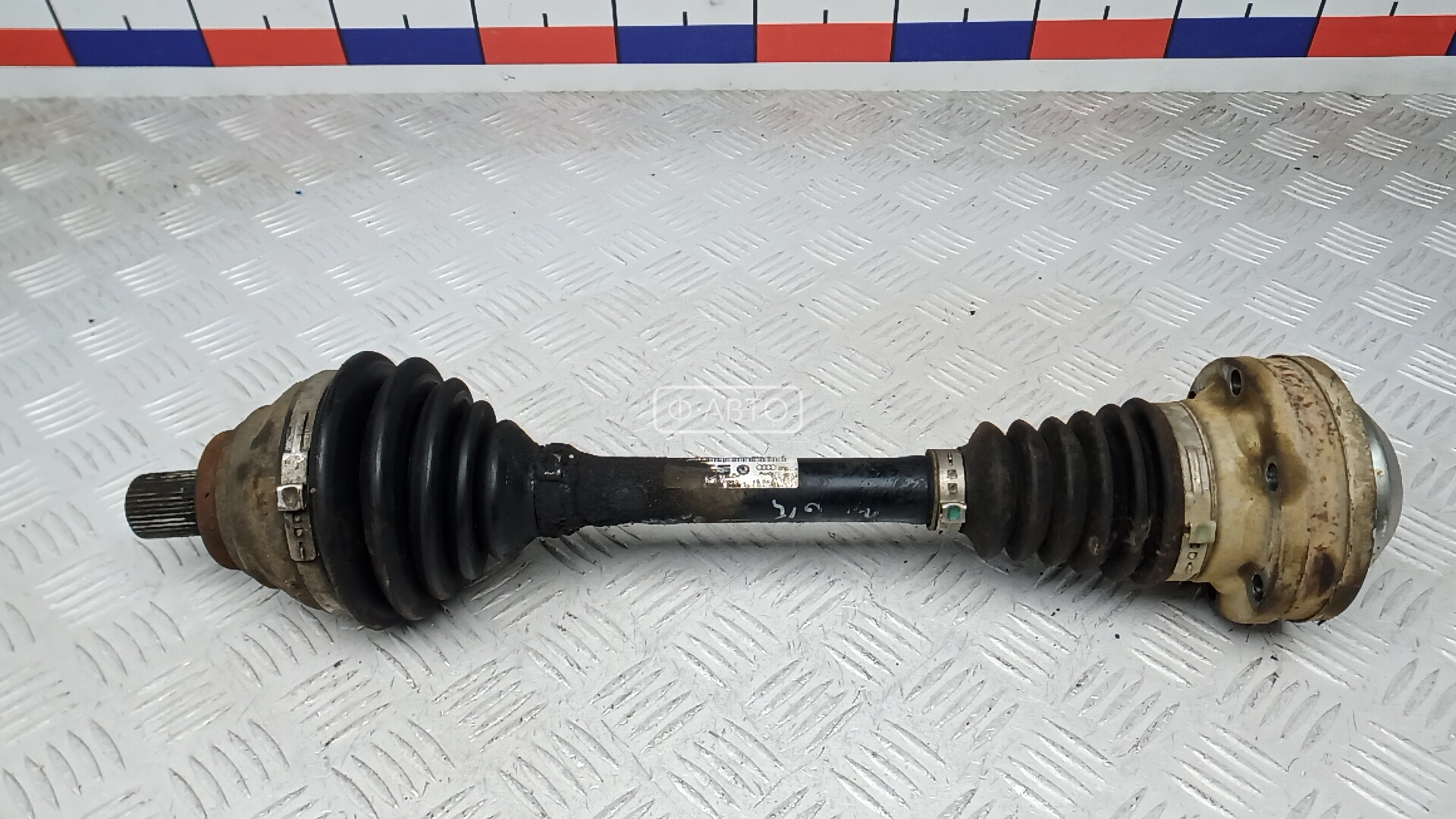 Привод передний левый