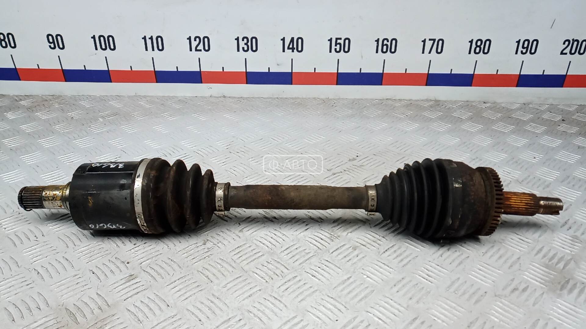 Привод передний левый