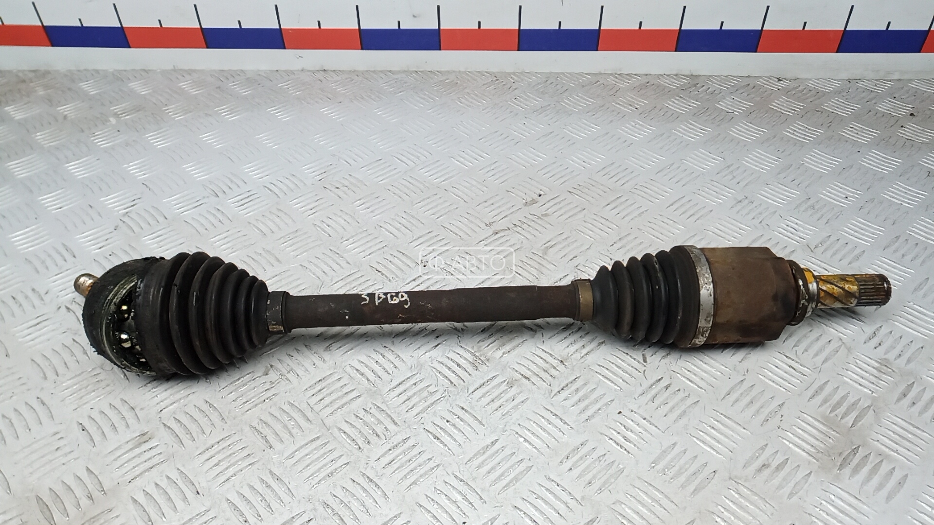 Привод передний левый