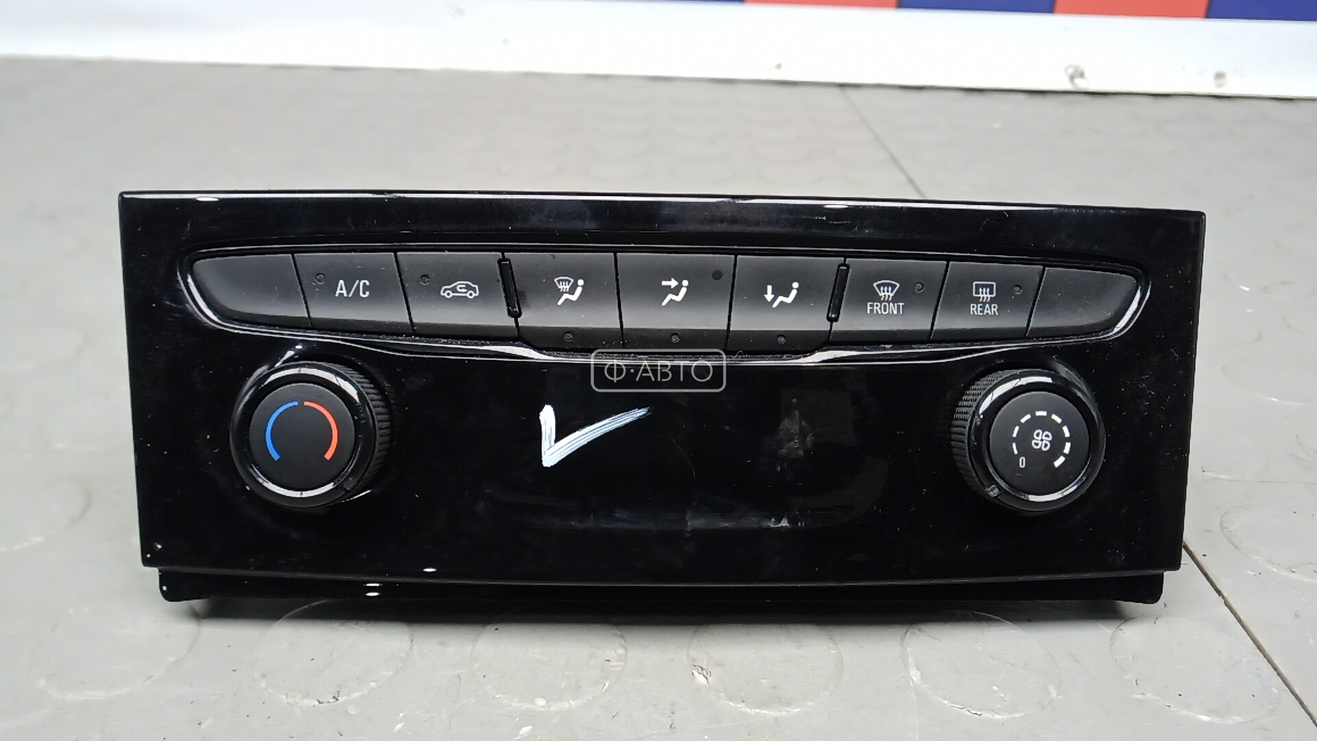 Блок управления печки и климат-контроля