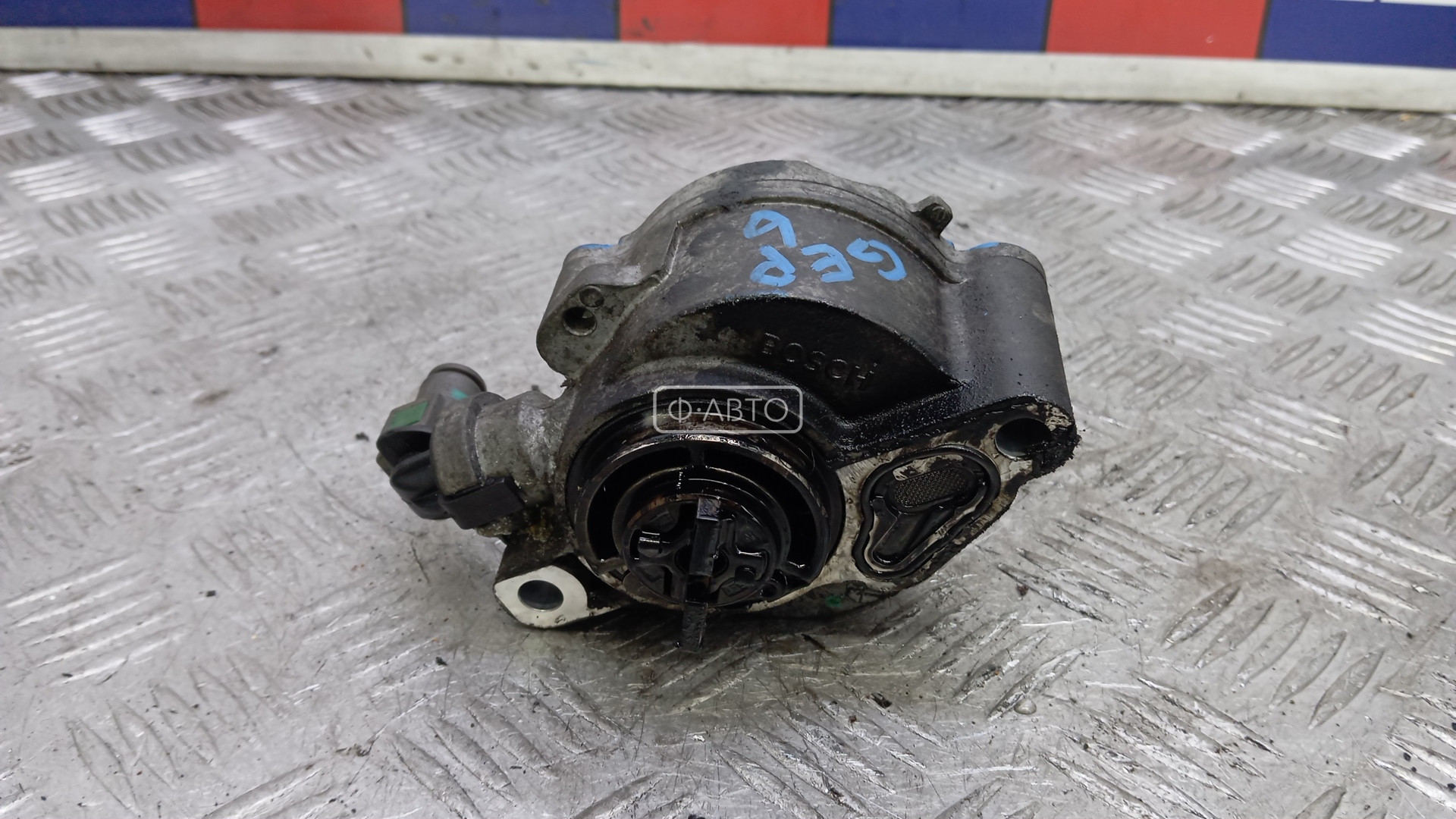 Насос вакуумный