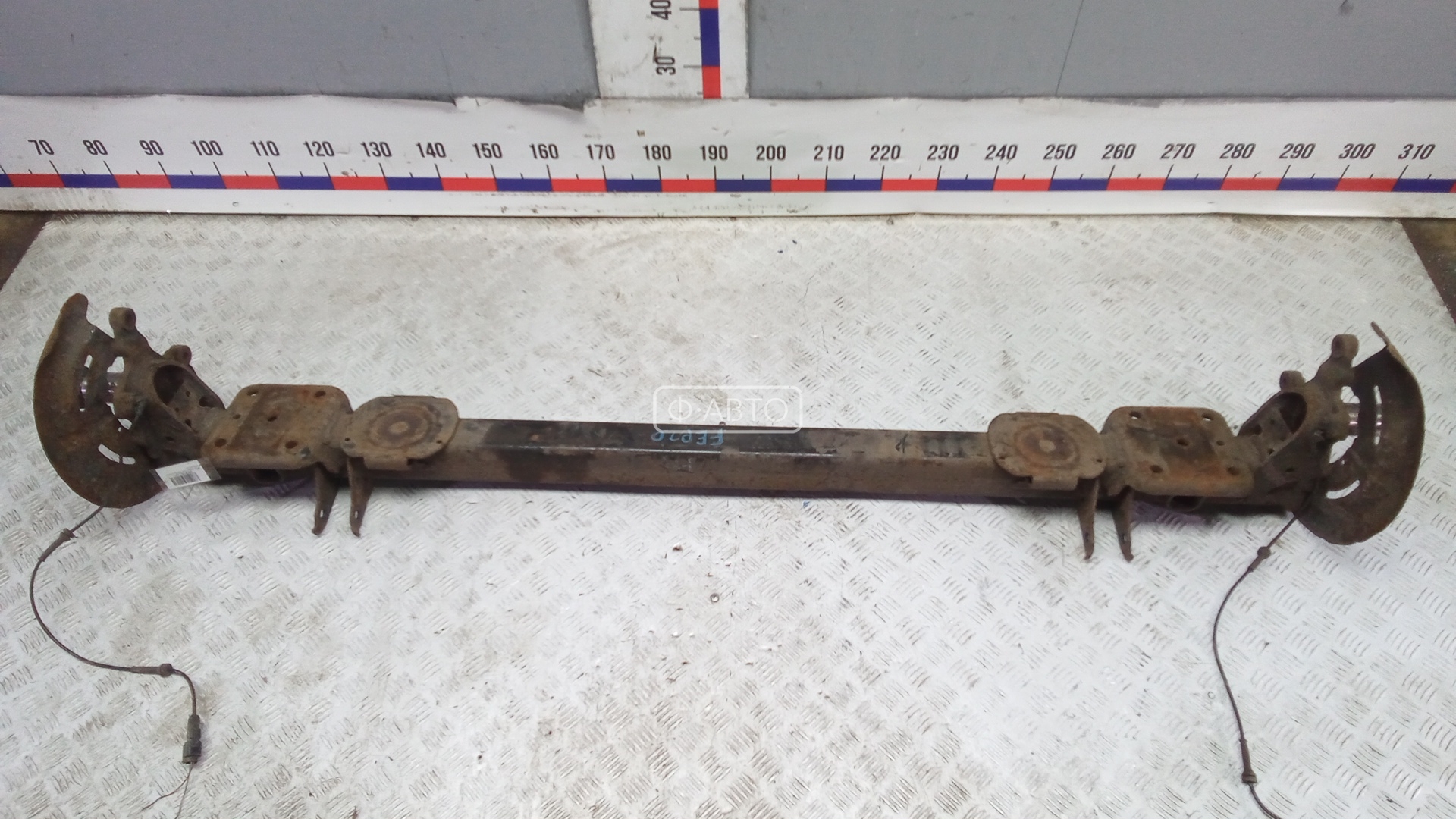 Балка задняя