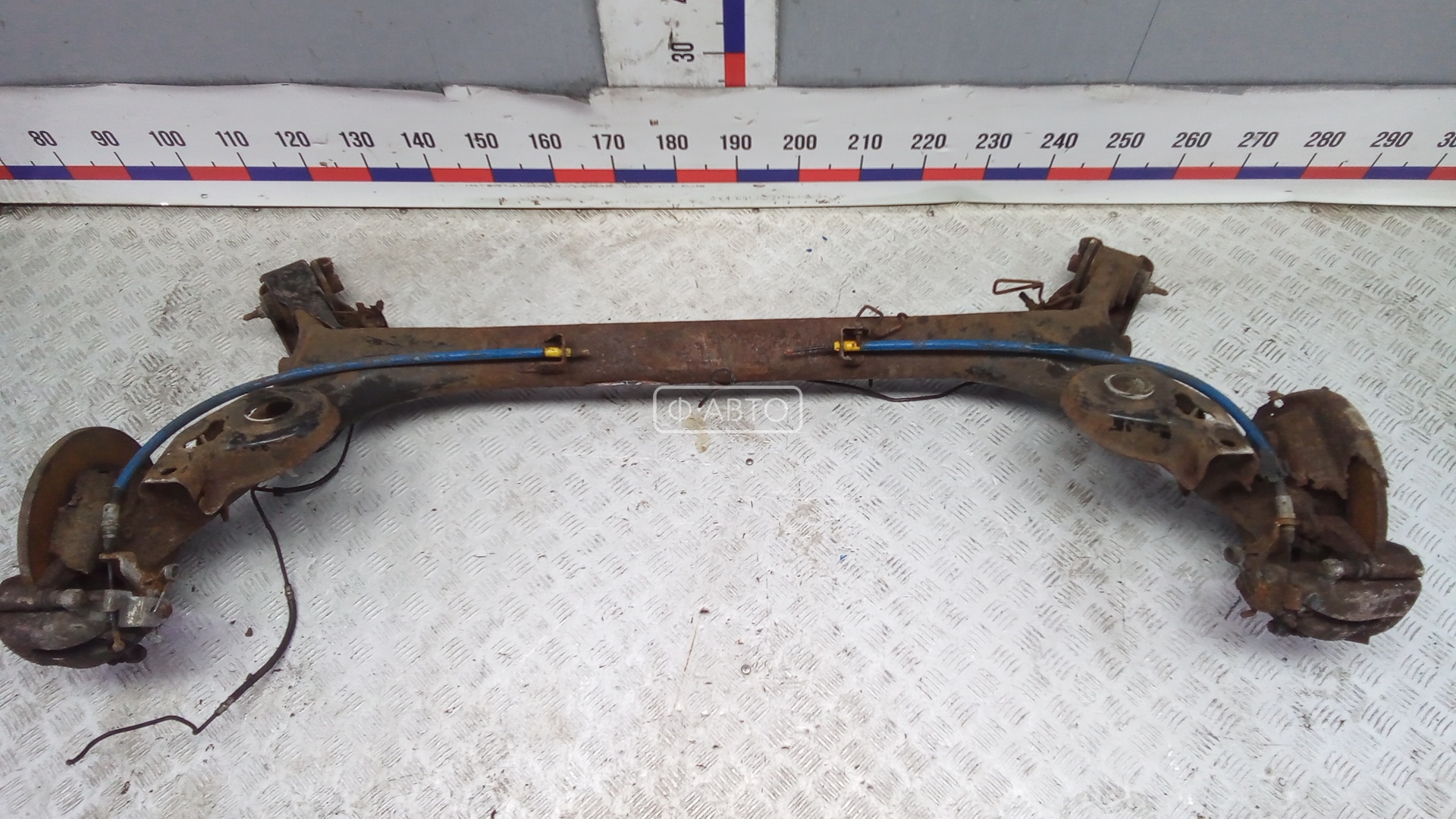 Балка задняя