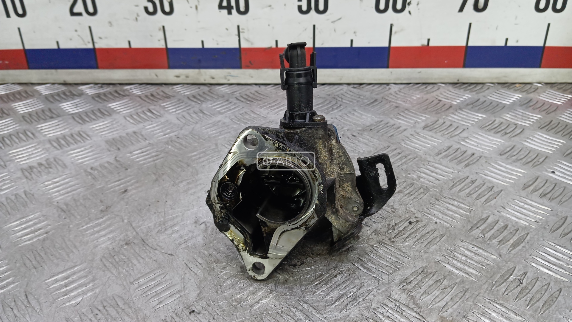 Насос вакуумный