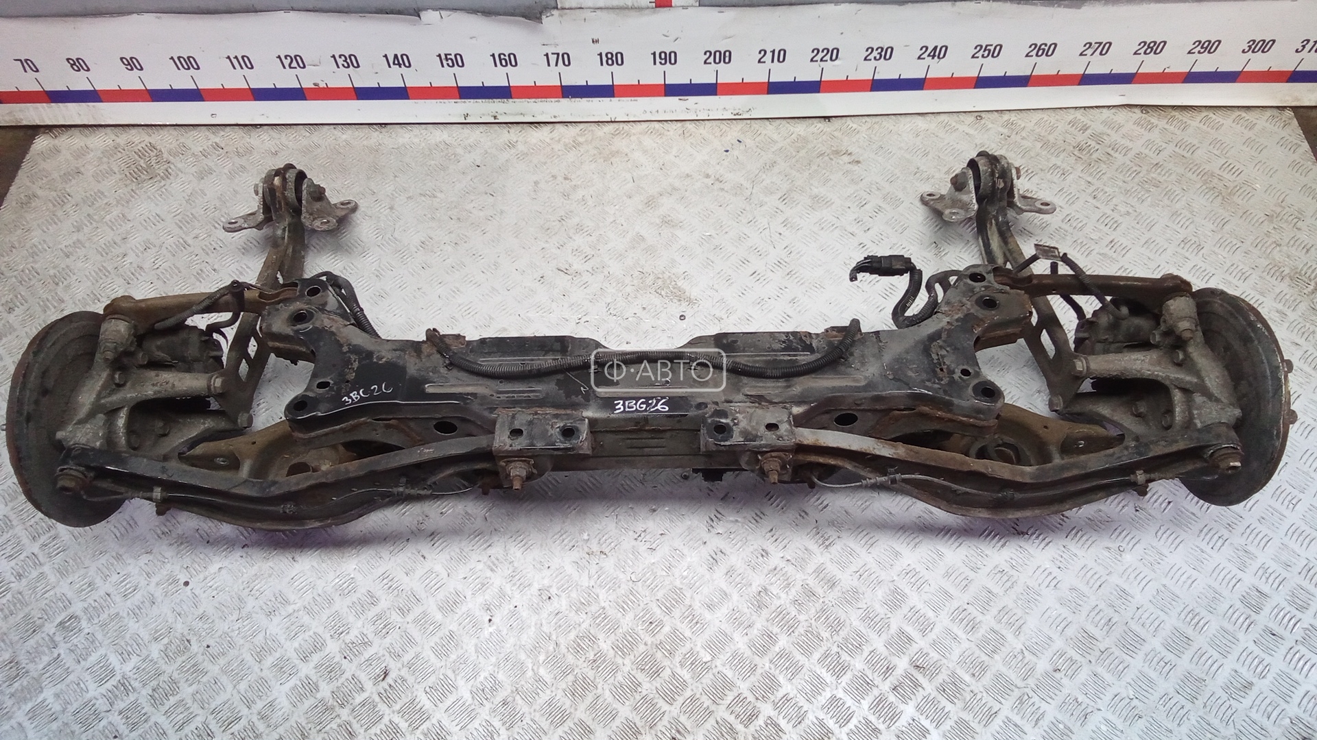 Балка задняя