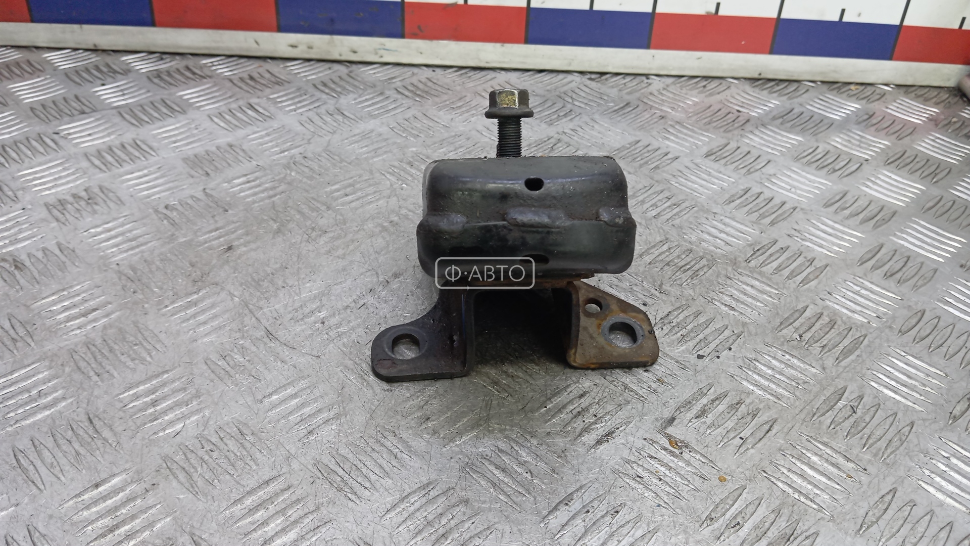 Подушка двигателя дизельная