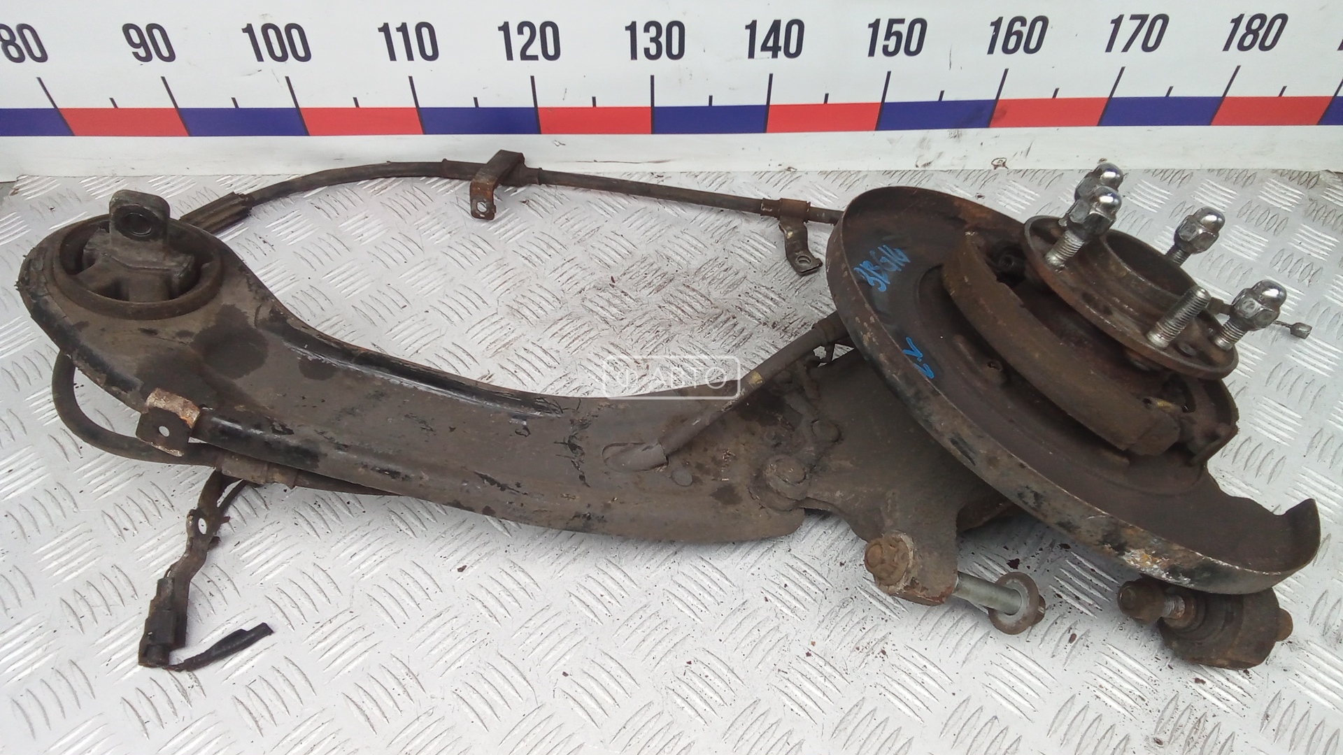 Ступица задняя левая