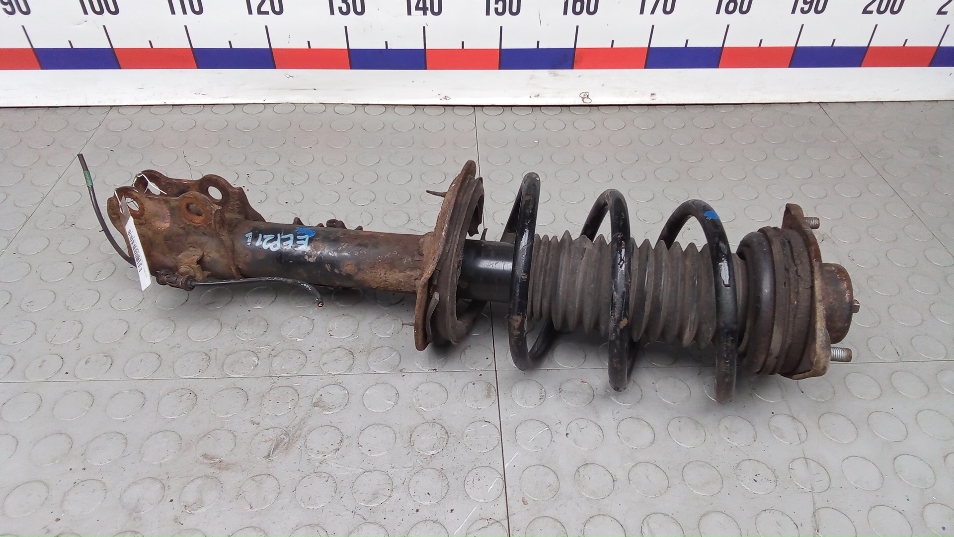 Стойка передняя левая KIA SPORTAGE 3