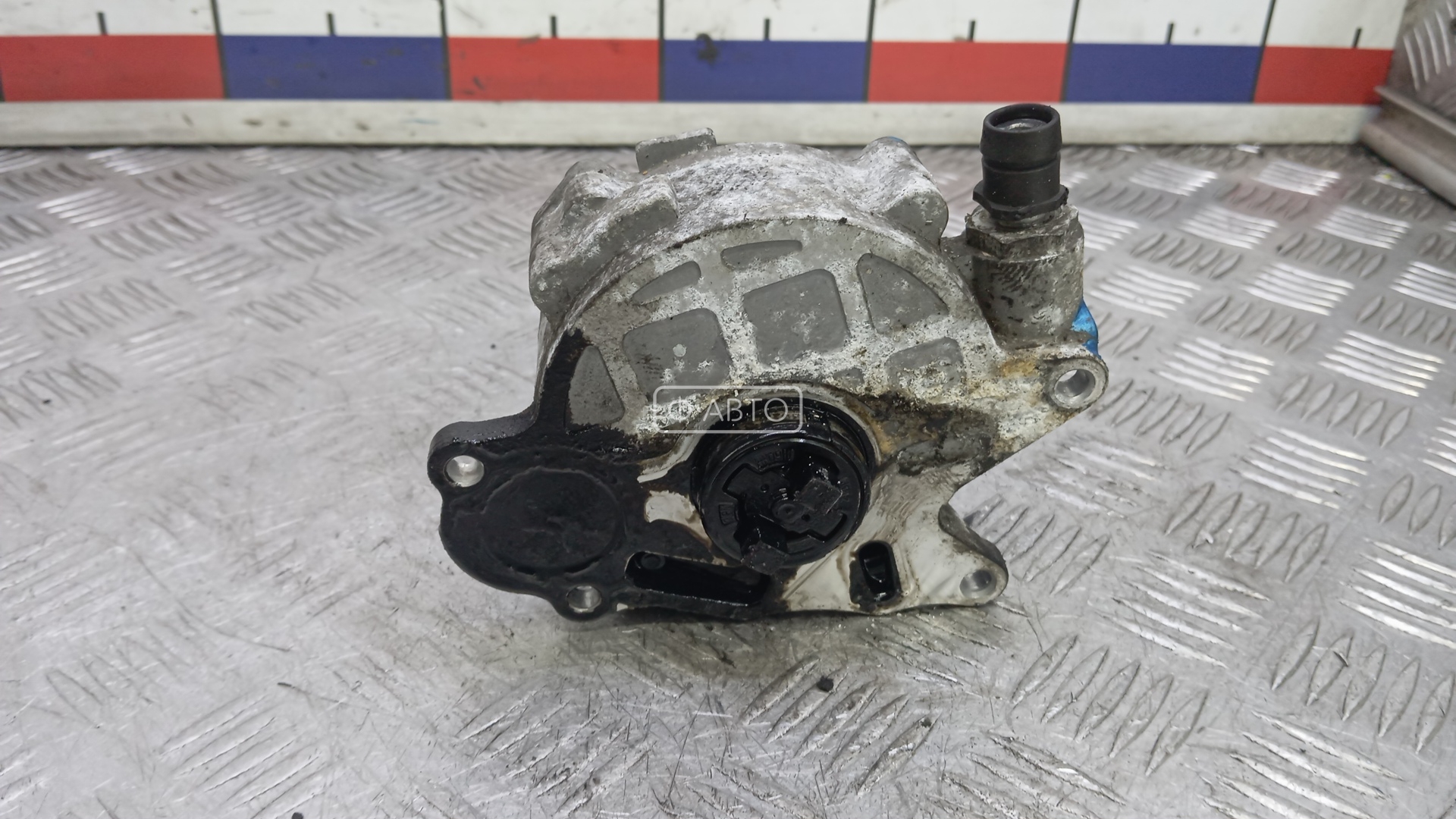 Насос вакуумный