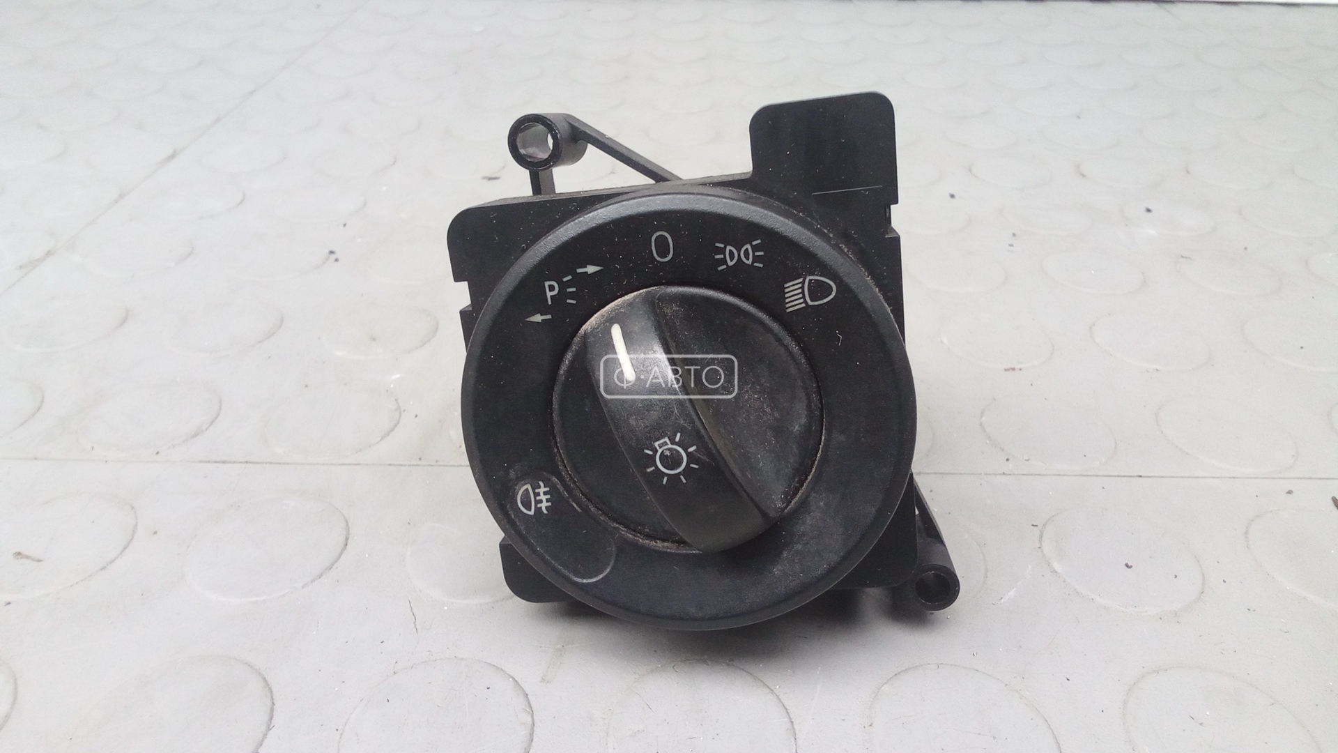 Переключатель света