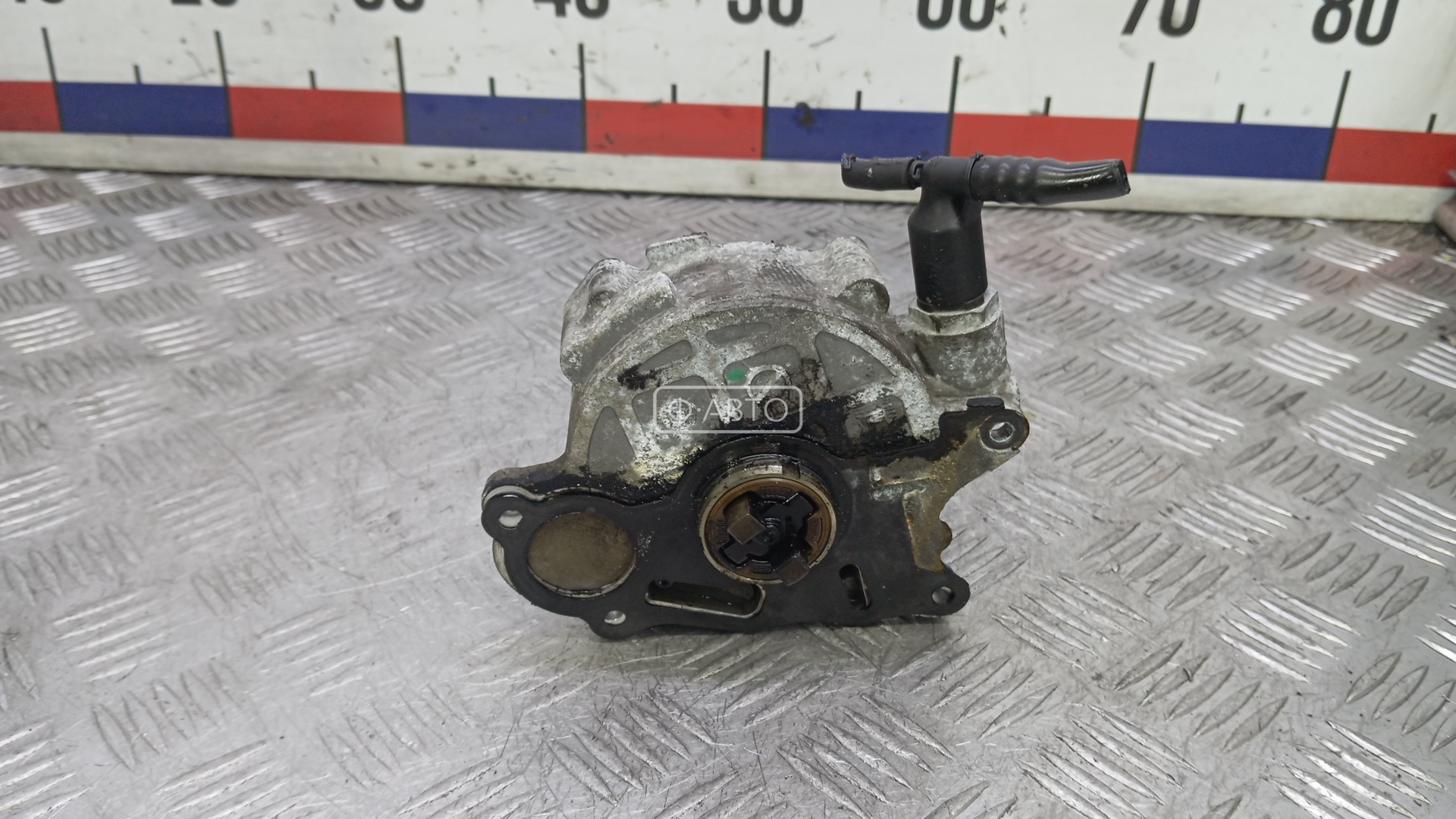 Насос вакуумный