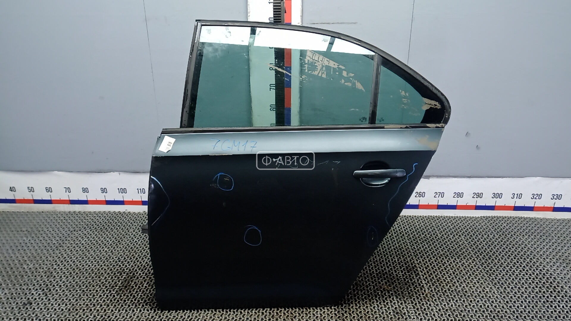 Дверь задняя левая