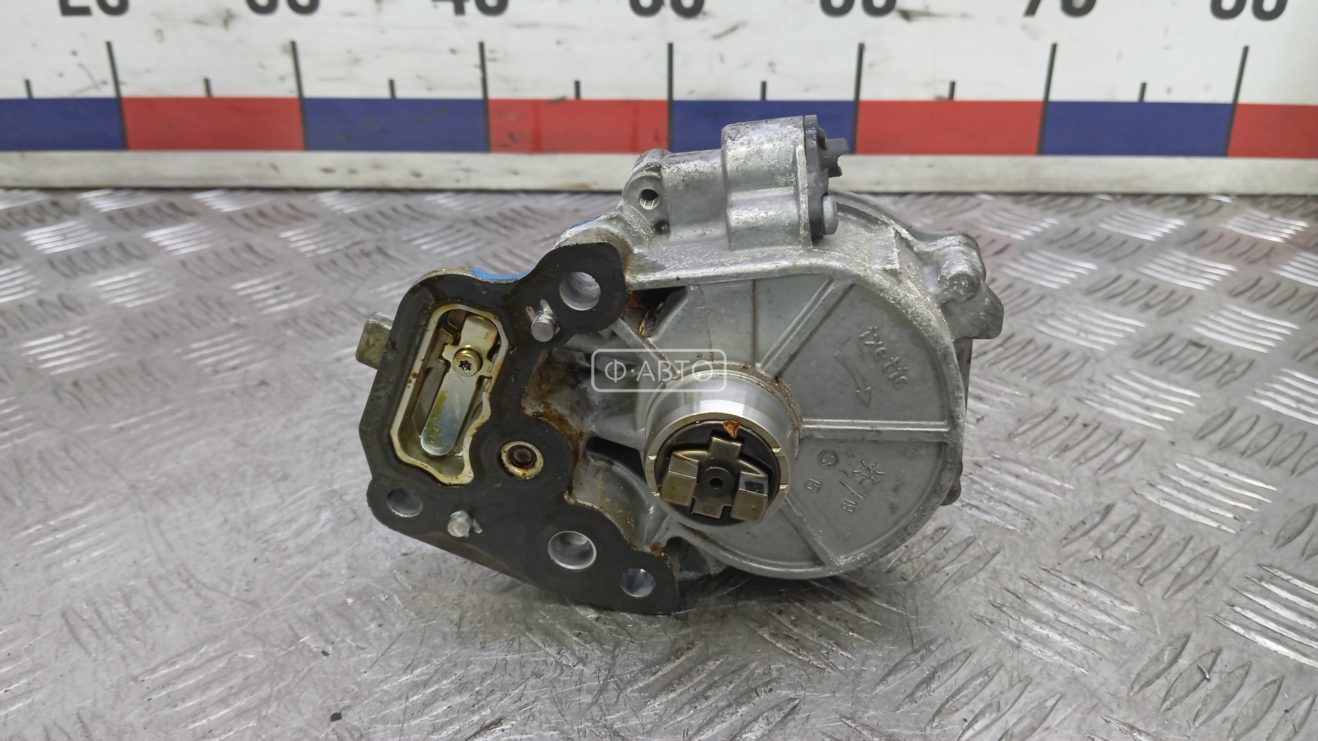 Насос вакуумный