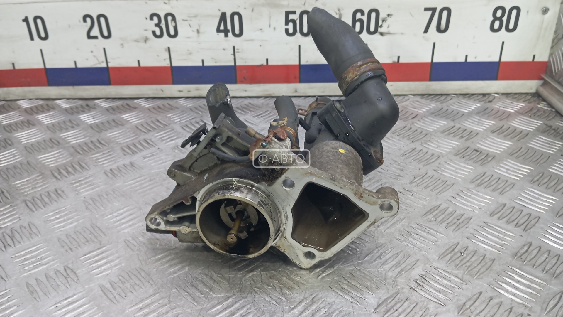 Насос вакуумный