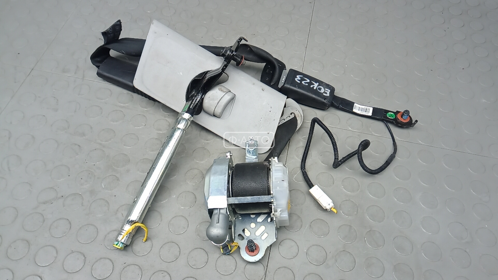 Ремень безопасности с пиропатроном сиденья переднего