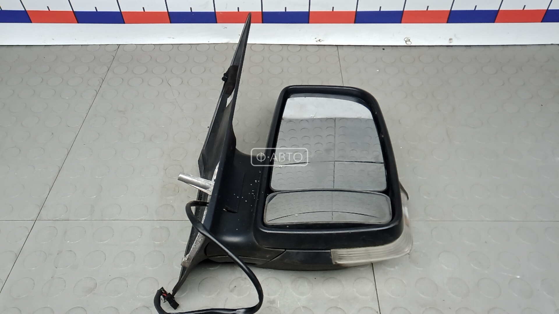 Зеркало наружное правое