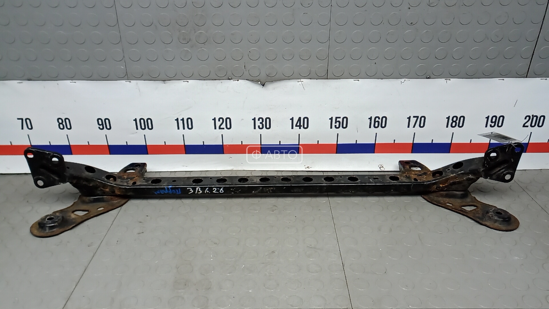 Подрамник радиаторов