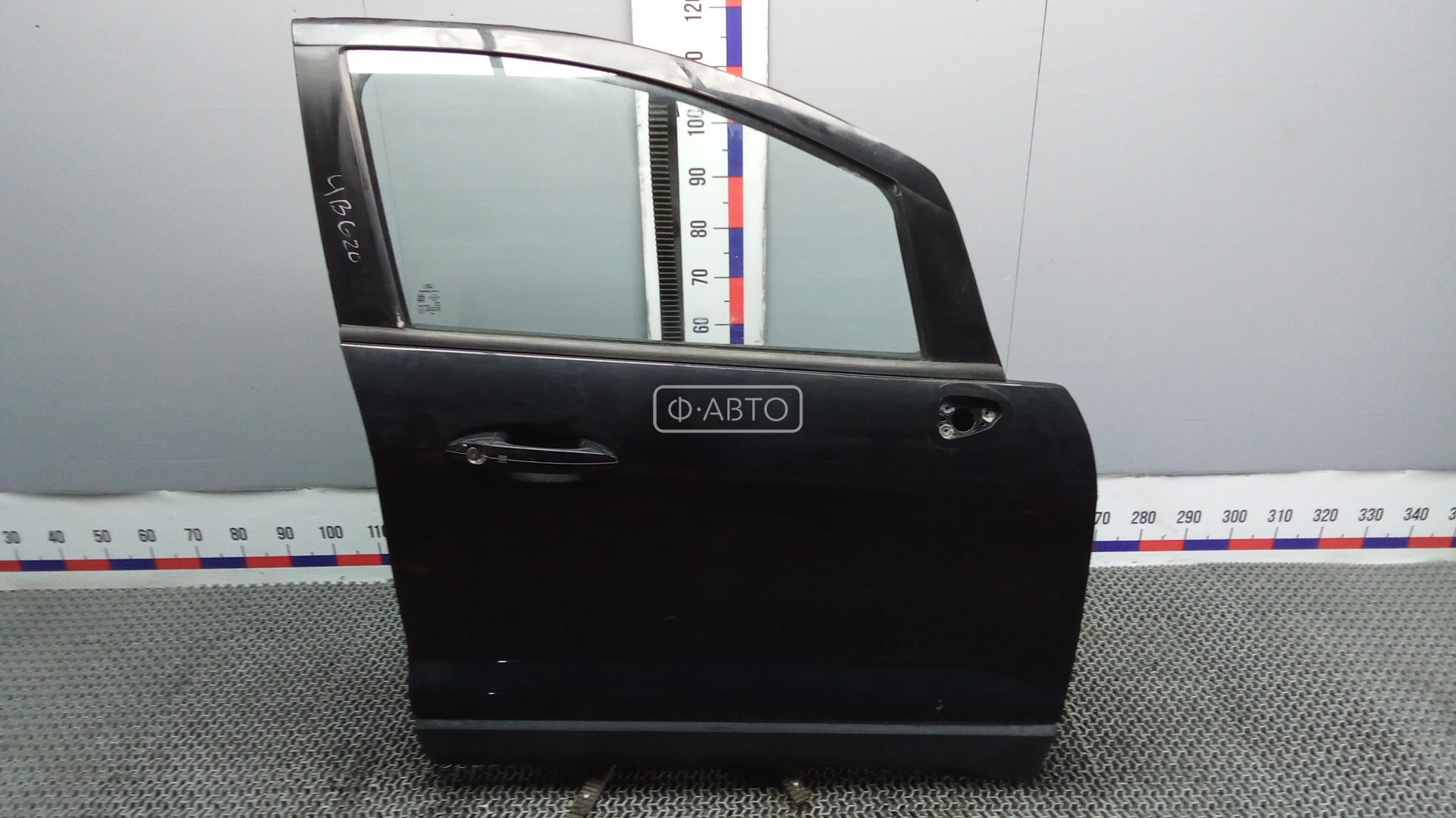 Дверь передняя правая