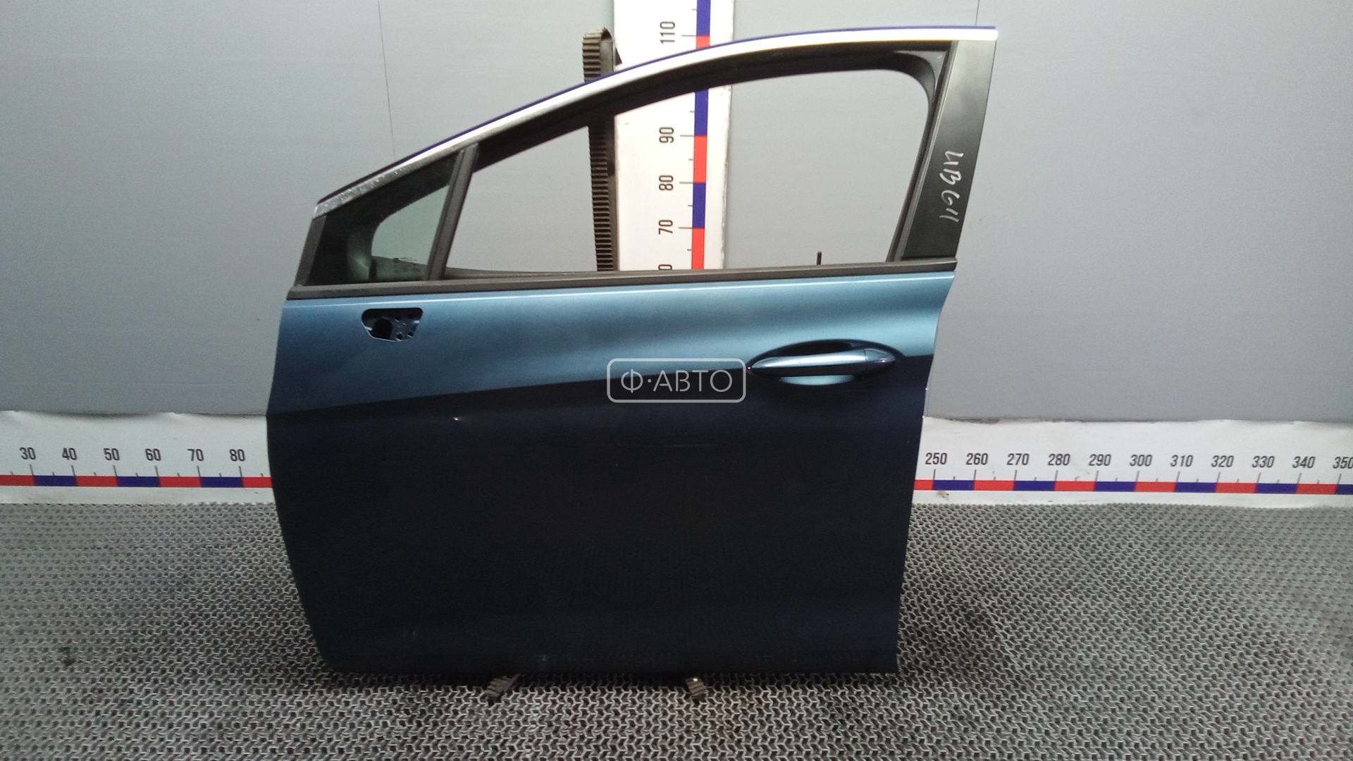 Дверь передняя левая