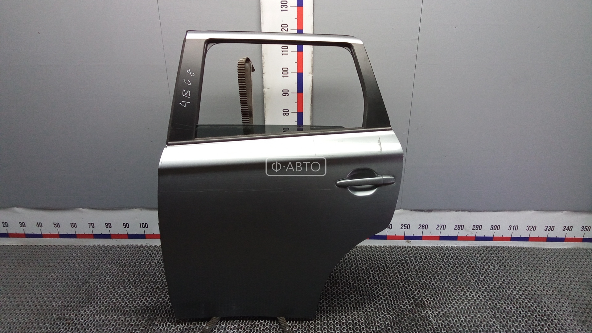 Дверь задняя левая