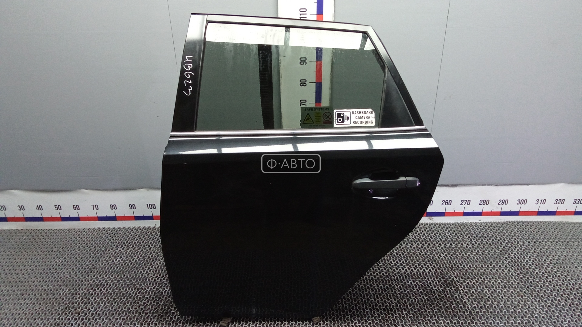 Дверь задняя левая