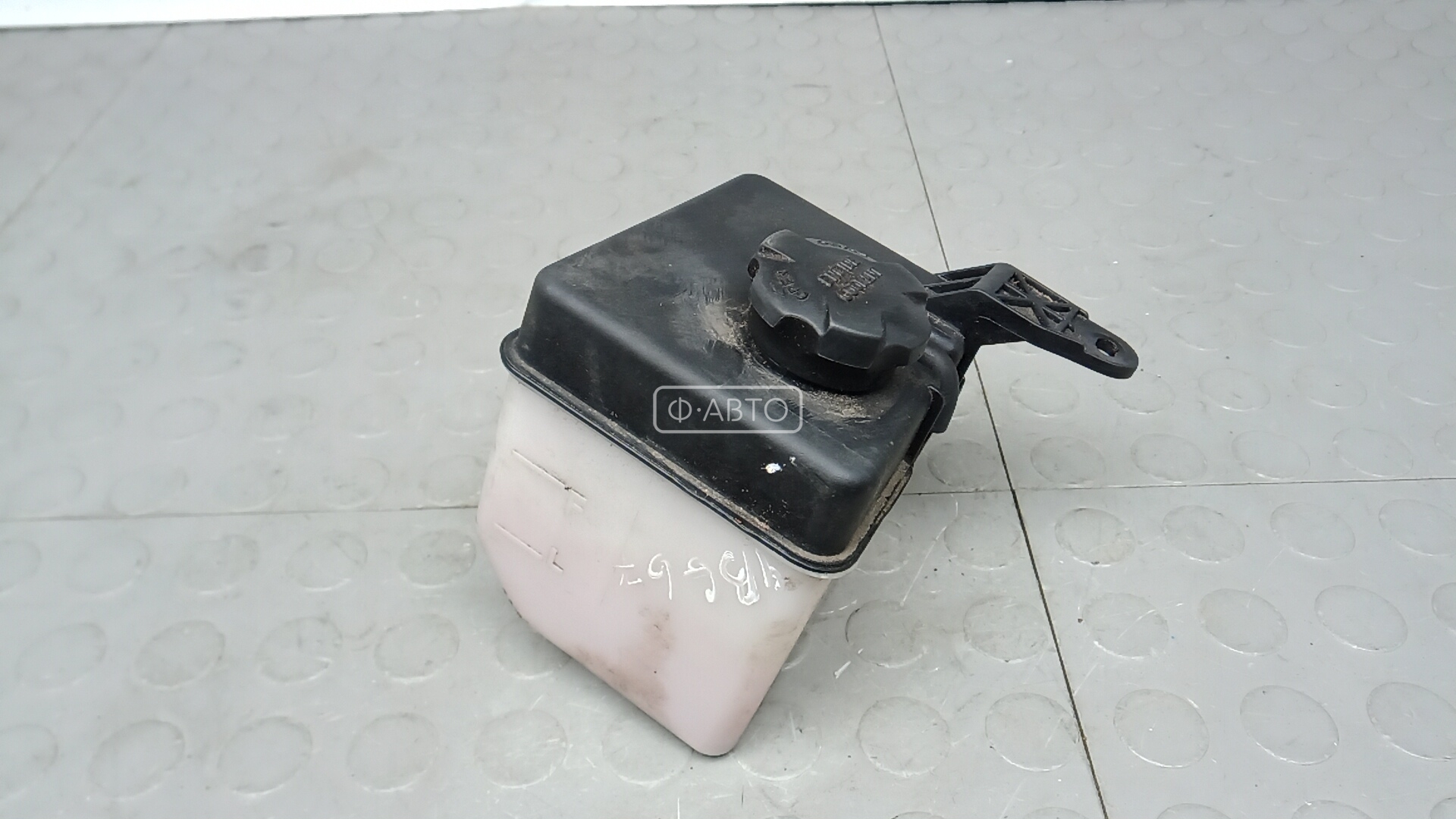 Бачок расширительный