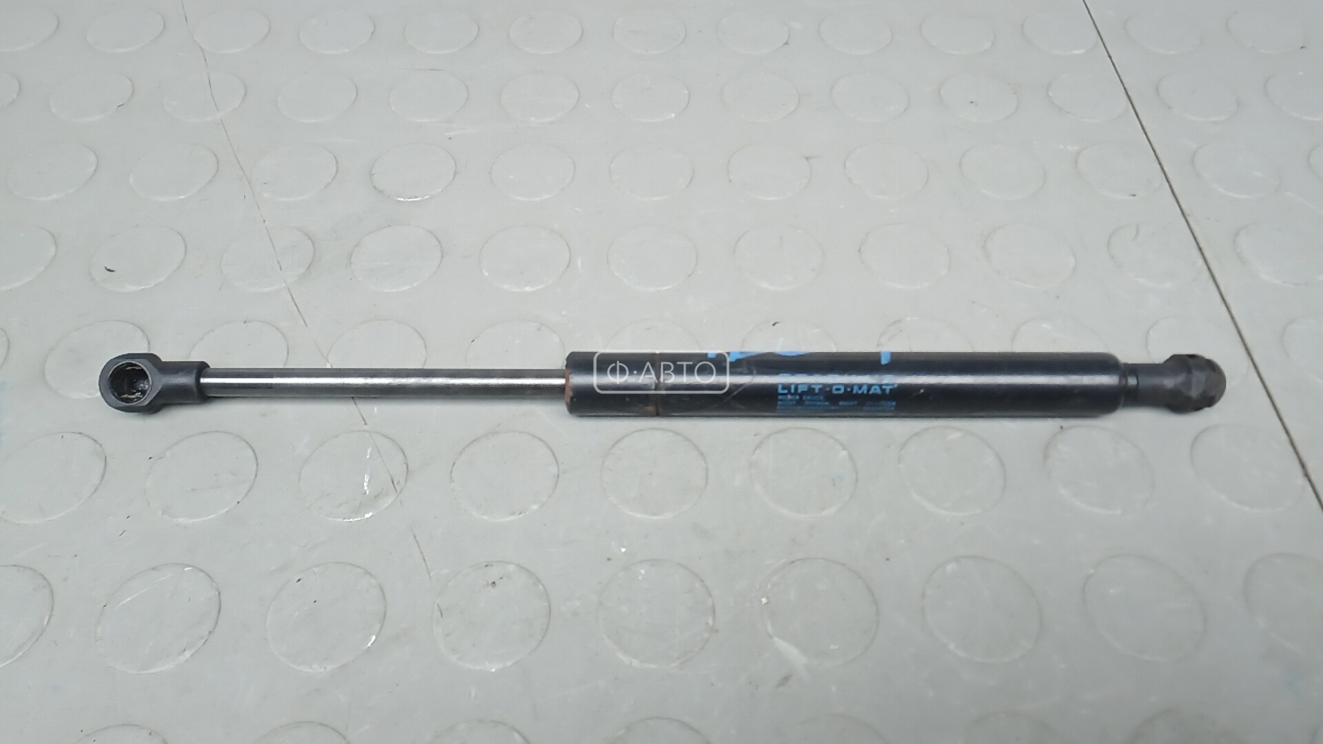 Амортизатор капота