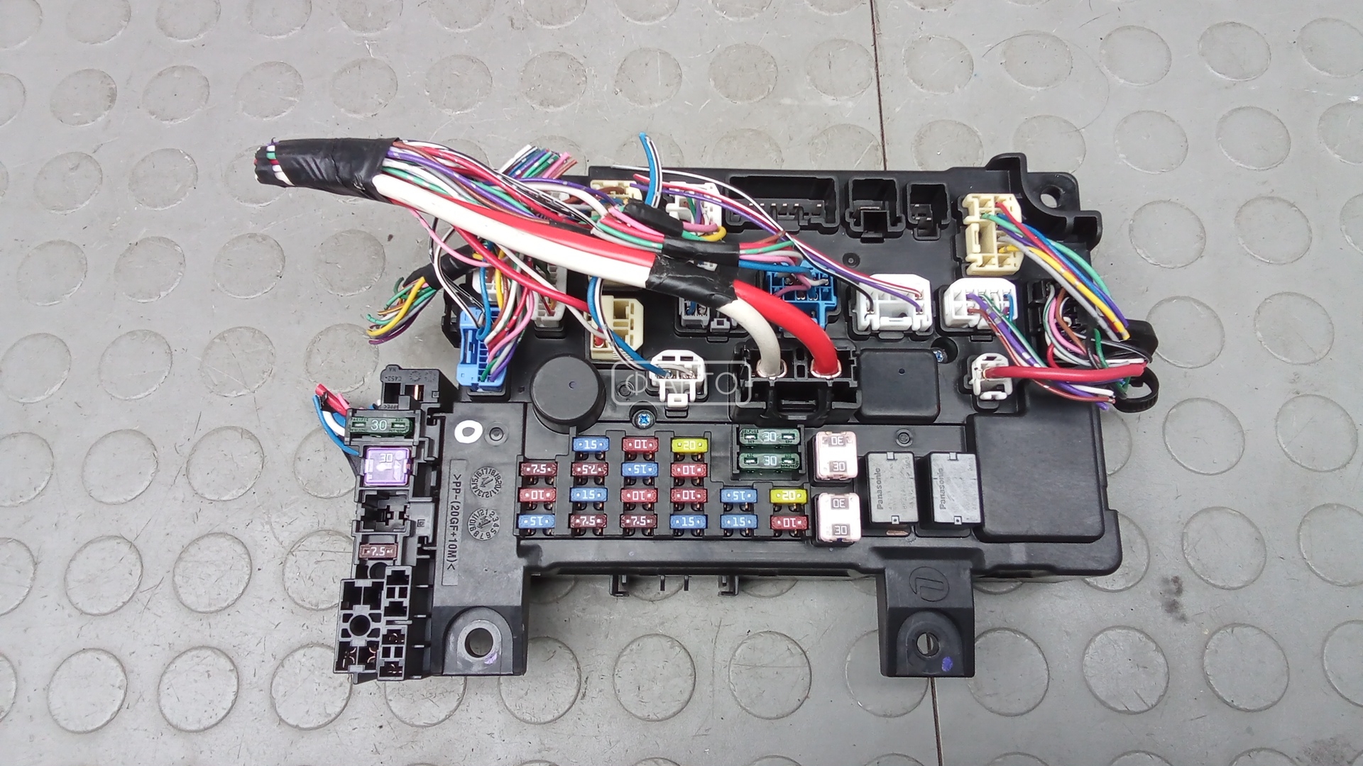 Блок предохранителей