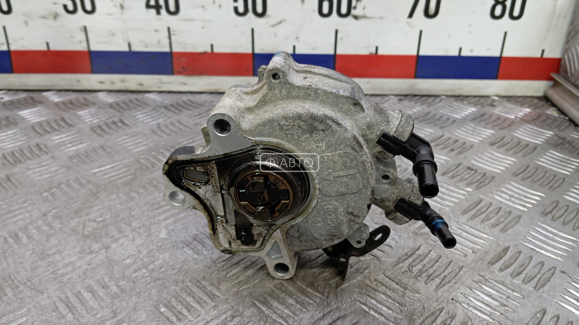 Насос вакуумный