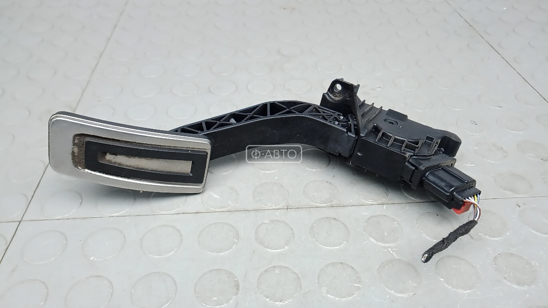 Педаль газа