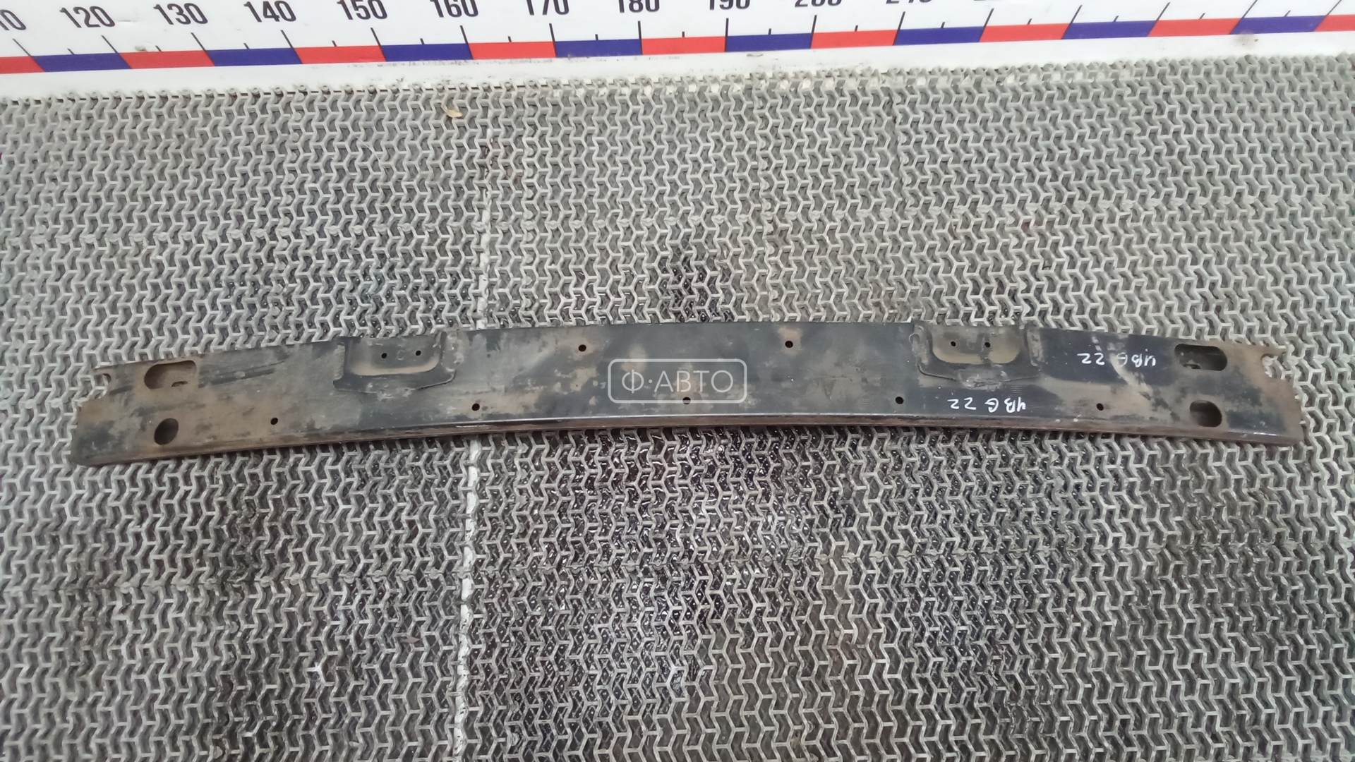 Усилитель бампера задний