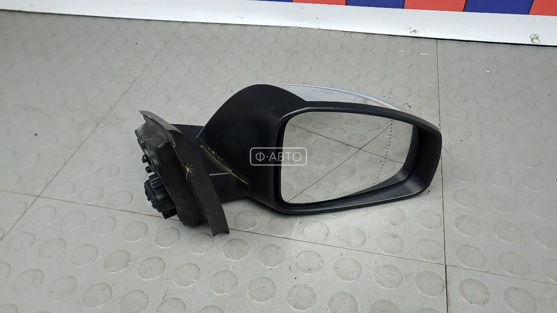 Зеркало наружное правое