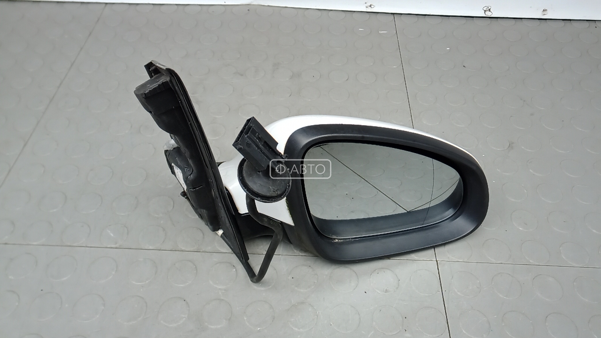 Зеркало наружное правое