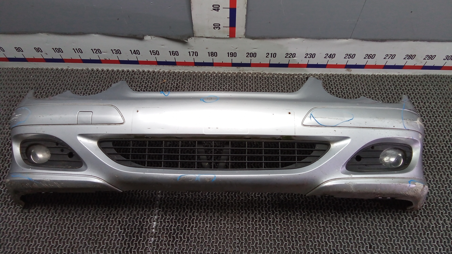 Бампер передний