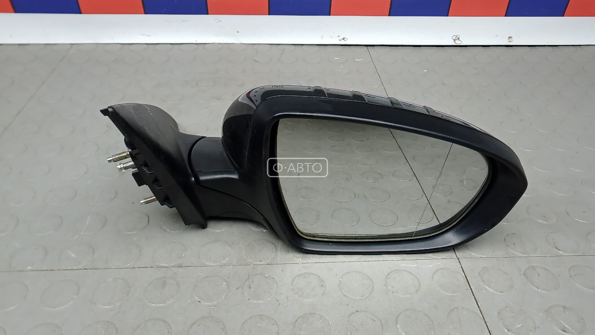 Зеркало наружное правое