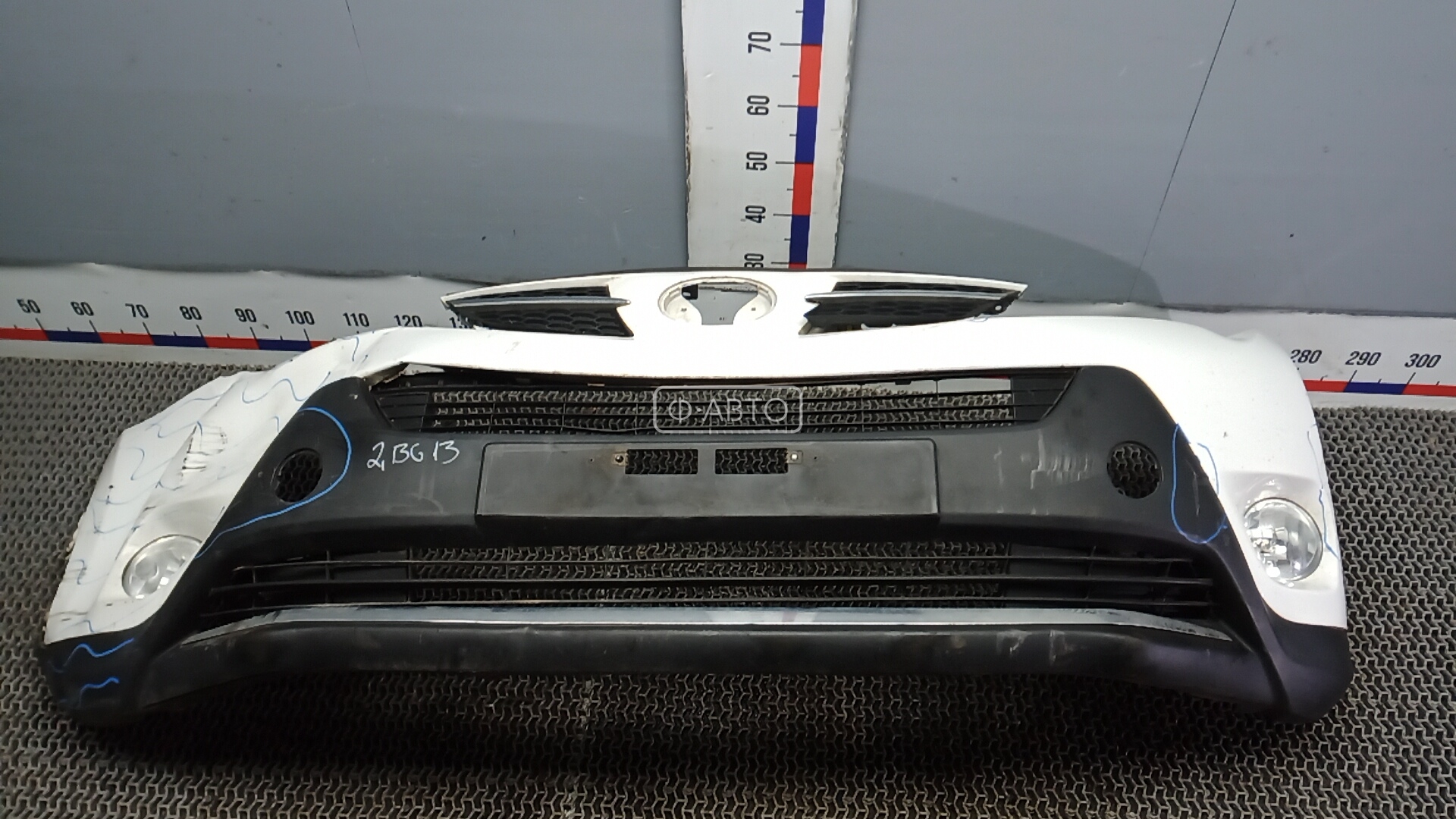 Бампер передний