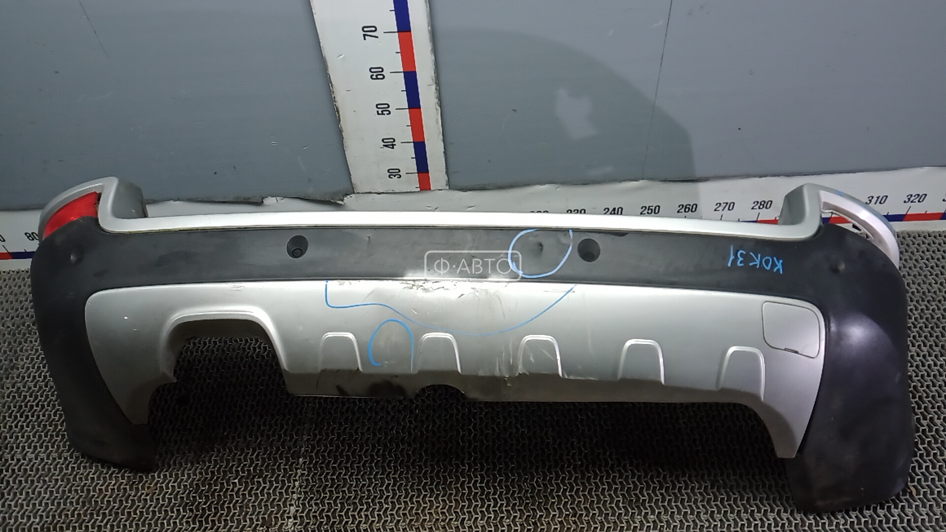 Бампер задний